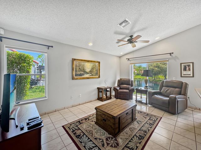 180 NW 47th Avenue, Deerfield Beach, FL 33442