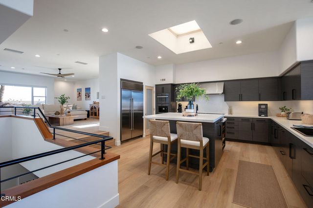 815 Mandalay Beach Road, Oxnard, CA 93035