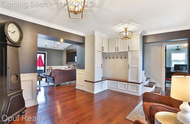 323 River Street, Northville, MI 48167