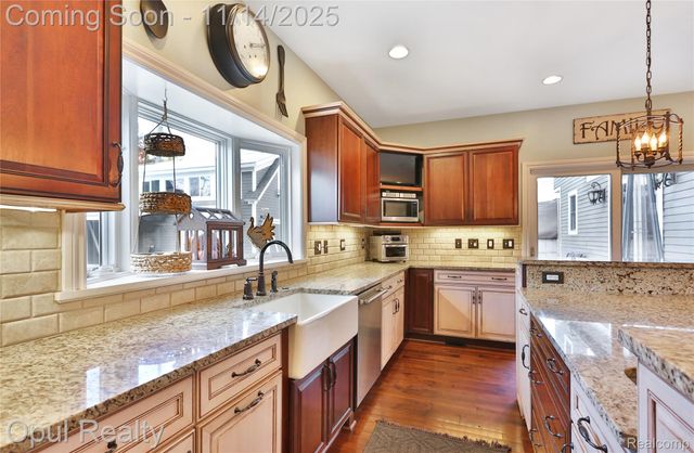 323 River Street, Northville, MI 48167