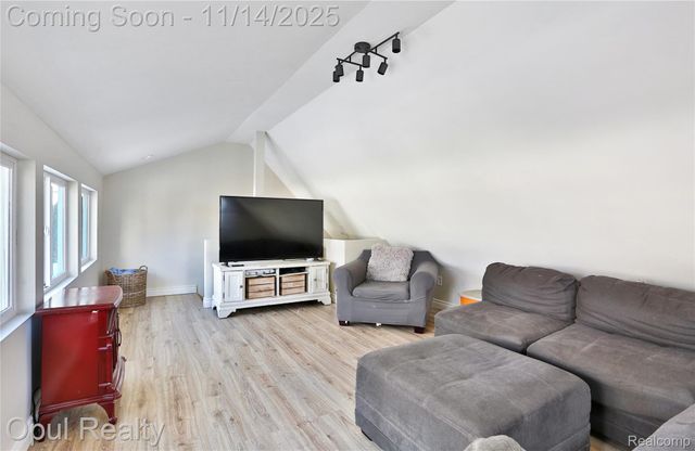 323 River Street, Northville, MI 48167