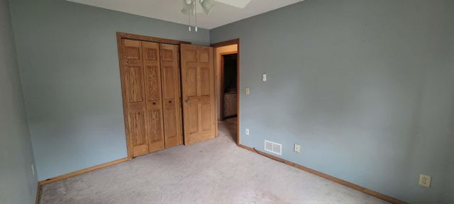3237 Belmar Drive, Vadnais Heights, MN 55127