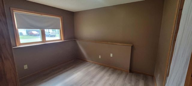 3237 Belmar Drive, Vadnais Heights, MN 55127