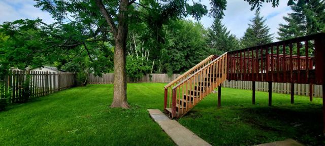 3237 Belmar Drive, Vadnais Heights, MN 55127