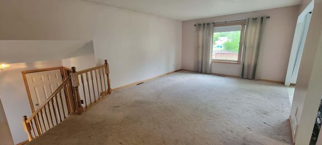 3237 Belmar Drive, Vadnais Heights, MN 55127