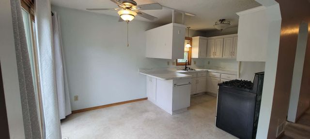 3237 Belmar Drive, Vadnais Heights, MN 55127