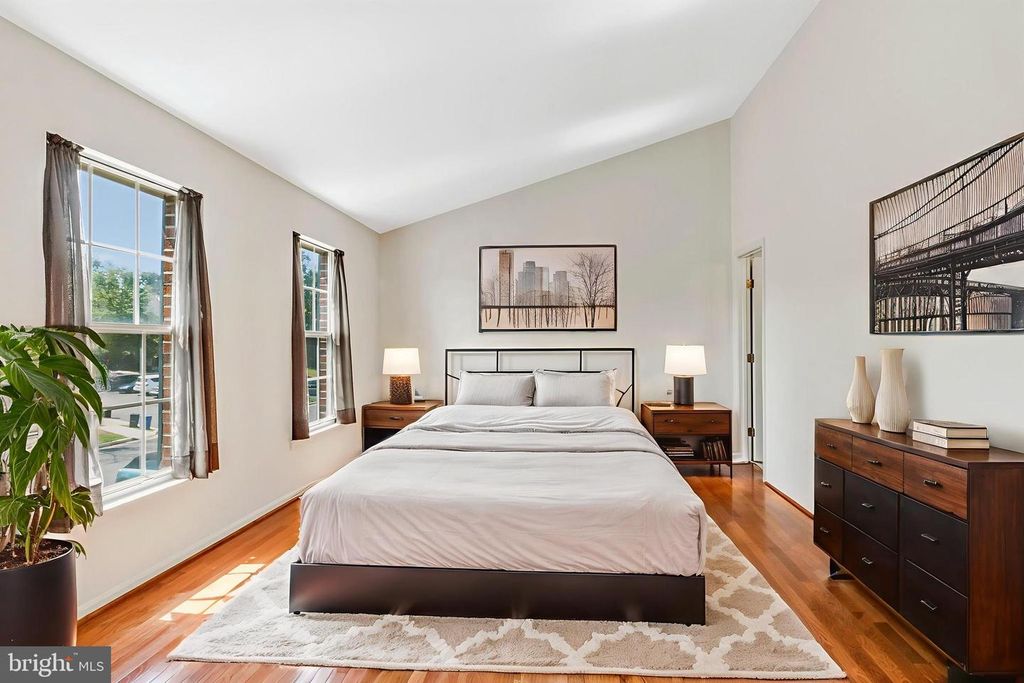 7000 GATTON SQ, Alexandria, VA 22315