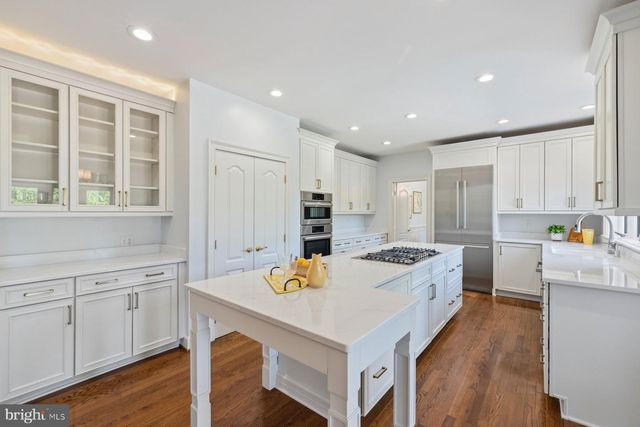 14008 CROSSLAND LN, North Potomac, MD 20878