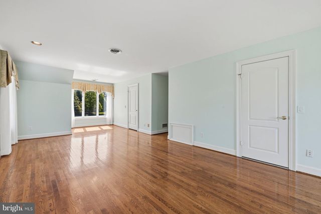 14008 CROSSLAND LN, North Potomac, MD 20878