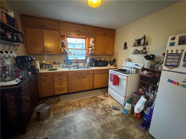 801 SW 16th Street, Blue Springs, MO 64015