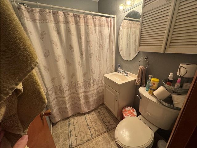 801 SW 16th Street, Blue Springs, MO 64015