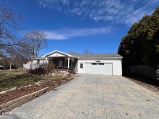 905 E Exchange Street, Owosso, MI 48867