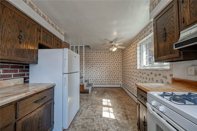 403 S Winebiddle St, Bloomfield, PA 15224