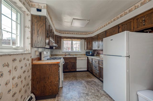 403 S Winebiddle St, Bloomfield, PA 15224