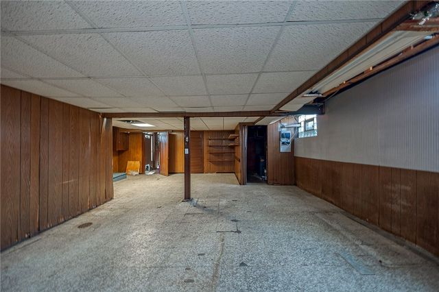 403 S Winebiddle St, Bloomfield, PA 15224