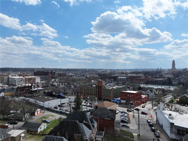 403 S Winebiddle St, Bloomfield, PA 15224