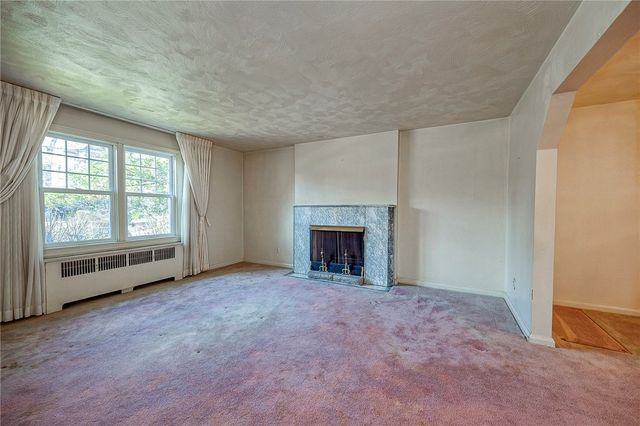 403 S Winebiddle St, Bloomfield, PA 15224