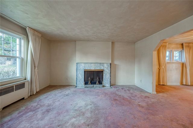 403 S Winebiddle St, Bloomfield, PA 15224