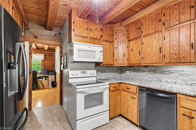 809 Nance Road, Denton, NC 27239