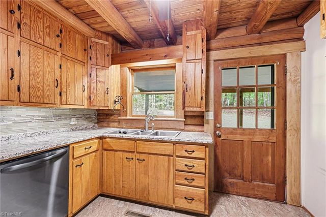 809 Nance Road, Denton, NC 27239