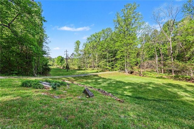 809 Nance Road, Denton, NC 27239
