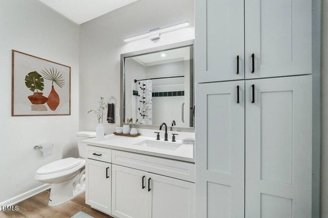 100 Village Crossing Drive 2br, Chapel Hill, NC 27517