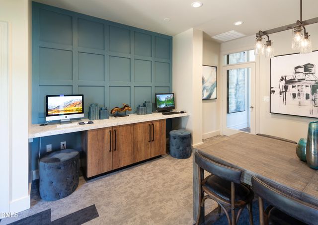100 Village Crossing Drive 2br, Chapel Hill, NC 27517