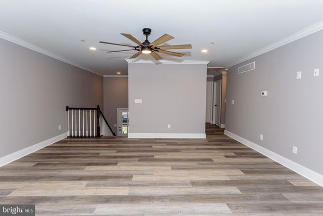 31 PREAKNESS DR, Berlin, MD 21811