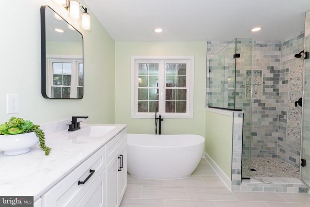 31 PREAKNESS DR, Berlin, MD 21811