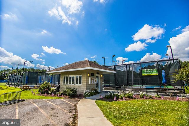 31 PREAKNESS DR, Berlin, MD 21811