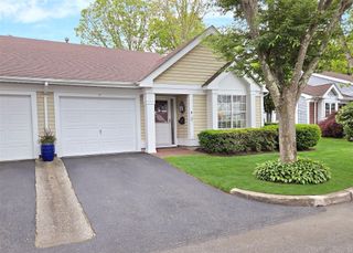 11 Cutchogue Court, Ridge, NY 11961
