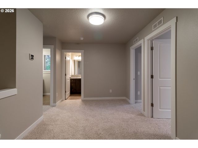 2917 FRUIT VALLEY Rd, Vancouver, WA 98660