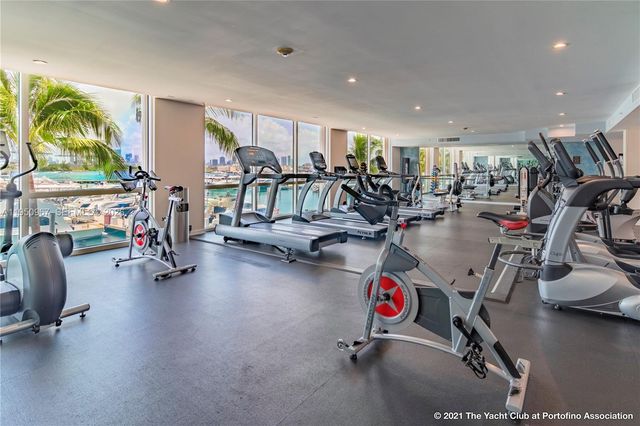 90 Alton Rd 811, Miami Beach, FL 33139