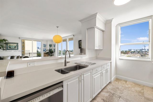 90 Alton Rd 811, Miami Beach, FL 33139