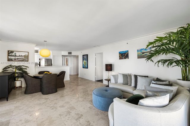 90 Alton Rd 811, Miami Beach, FL 33139