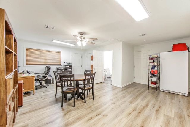 300 Estate Dr, Houma, LA 70364