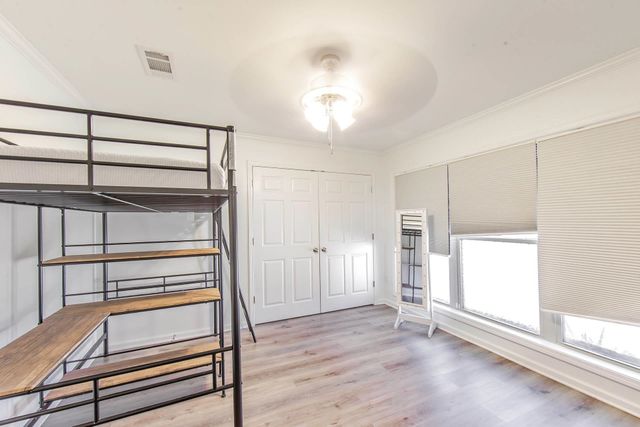 300 Estate Dr, Houma, LA 70364