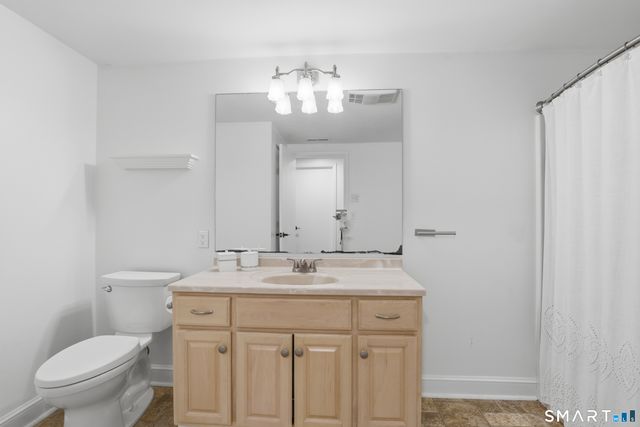 814 Popes Island Road 814, Milford, CT 06461