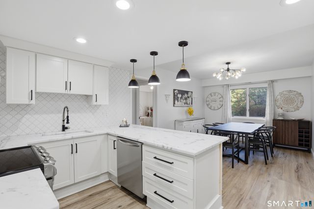 814 Popes Island Road 814, Milford, CT 06461