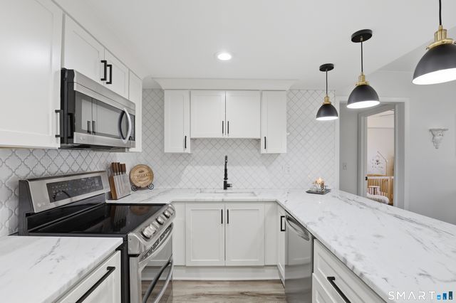 814 Popes Island Road 814, Milford, CT 06461