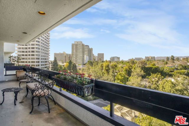 10551 Wilshire Boulevard 902, Los Angeles, CA 90024