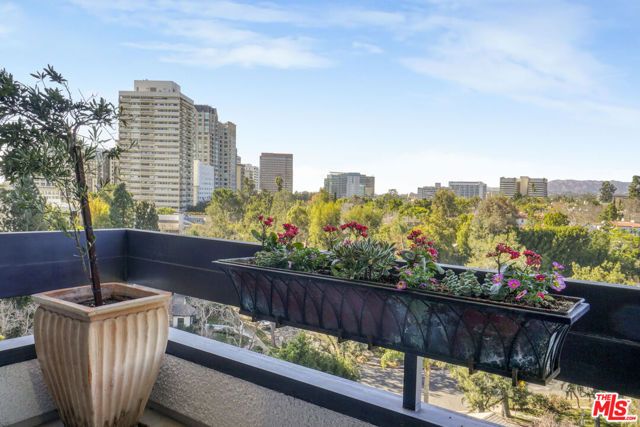 10551 Wilshire Boulevard 902, Los Angeles, CA 90024