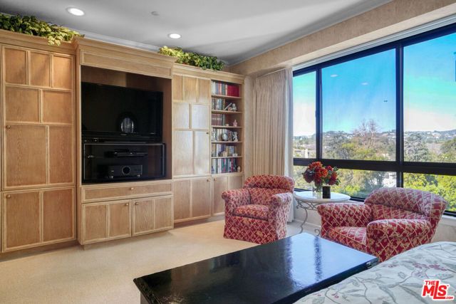 10551 Wilshire Boulevard 902, Los Angeles, CA 90024