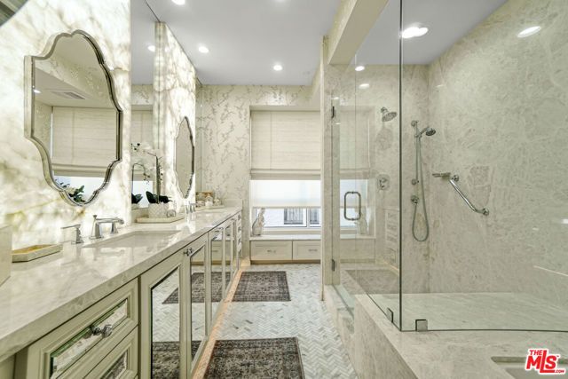 10551 Wilshire Boulevard 902, Los Angeles, CA 90024