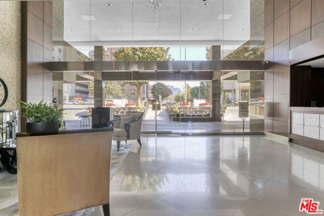 10551 Wilshire Boulevard 902, Los Angeles, CA 90024