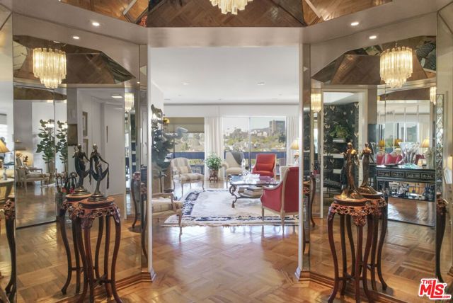 10551 Wilshire Boulevard 902, Los Angeles, CA 90024