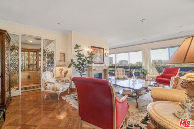 10551 Wilshire Boulevard 902, Los Angeles, CA 90024