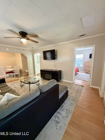 5018 Arthur Street, Moss Point, MS 39563