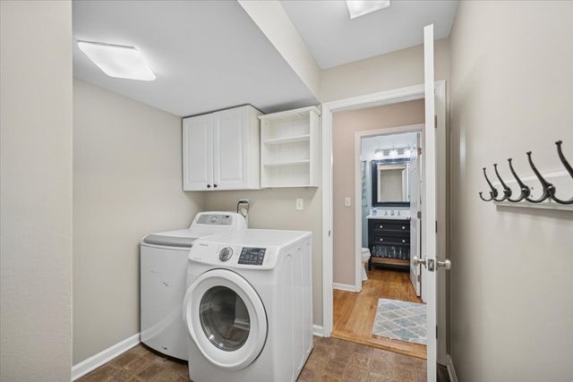 1354 Branden Court, Bartlett, IL 60103