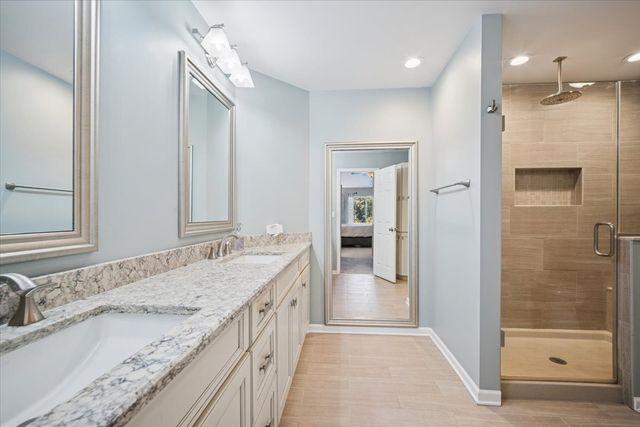 1354 Branden Court, Bartlett, IL 60103